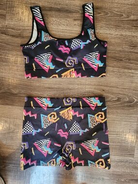 Neon Geometric Sports Bra & Shorts Set - Black Base